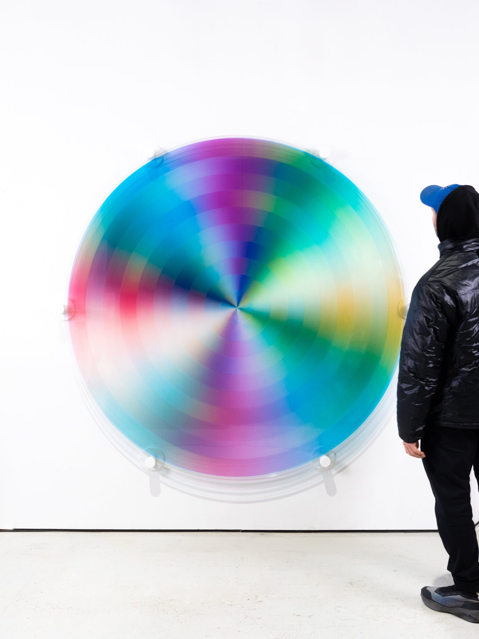 Felipe Pantone - Subtractive Variability  Circular 34