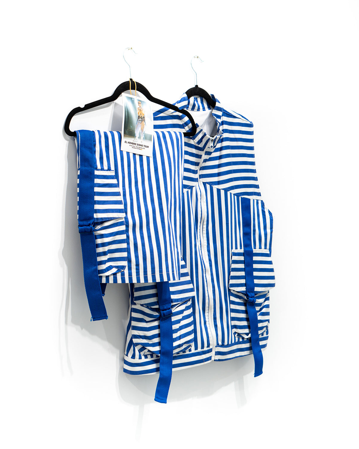 YSY A - El Hombre Sismo Valencia Outfit